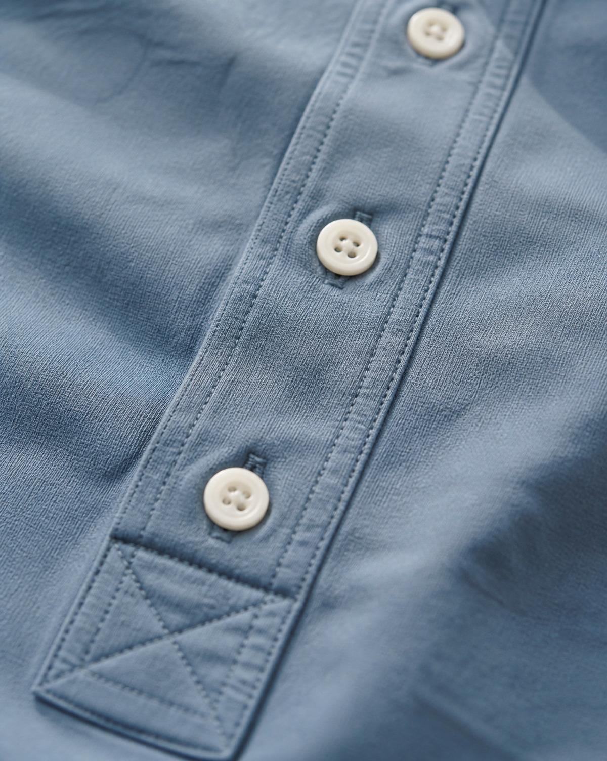 Placket detail